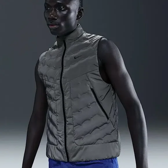 Nike Running Division Therma-Fit ADV Reflective Running Vest